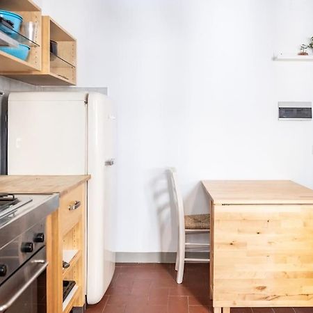 Classic Florentine Flat Near Piazza Santa Croce ฟลอเรนซ์ ภายนอก รูปภาพ