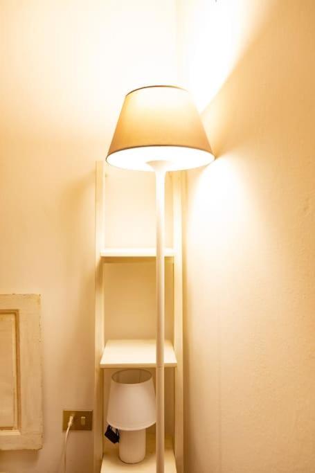 Classic Florentine Flat Near Piazza Santa Croce ฟลอเรนซ์ ภายนอก รูปภาพ